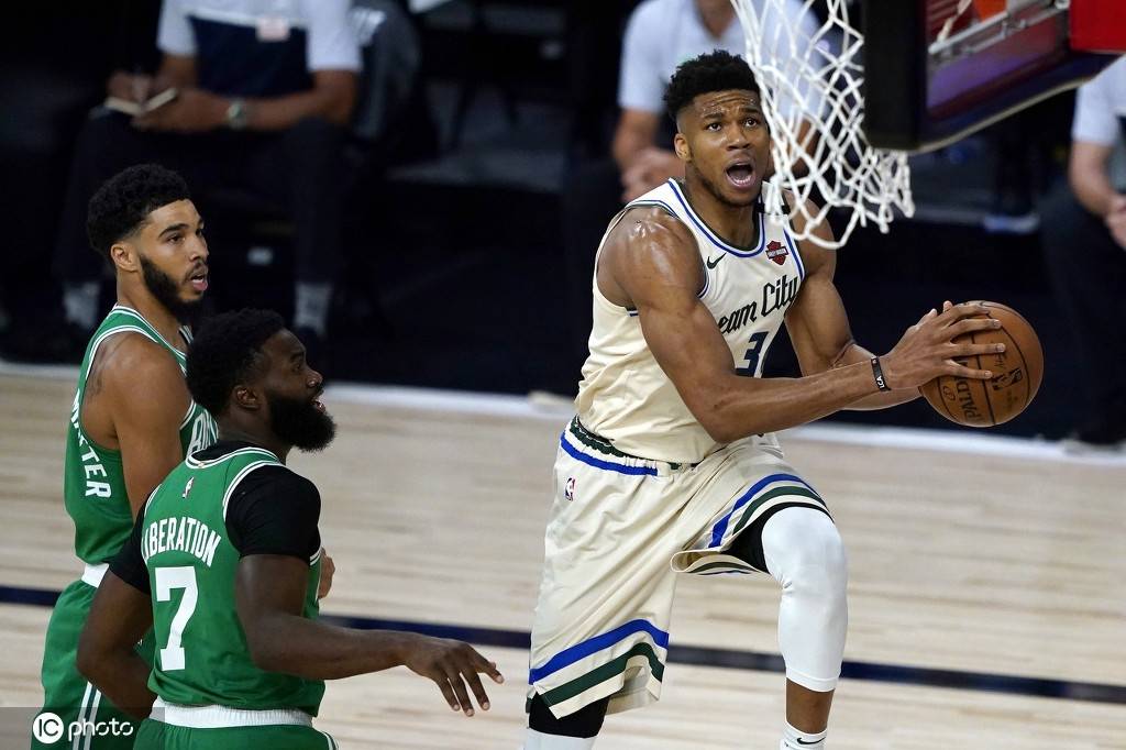 球盟会官方网站-亚历山大和沃克是首对西决相遇的表兄弟